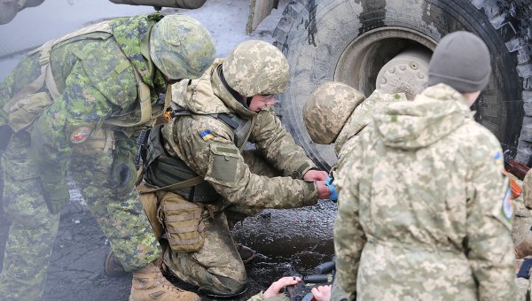 Посольство РФ осудило продление Канадой военной миссии в Украинском государстве