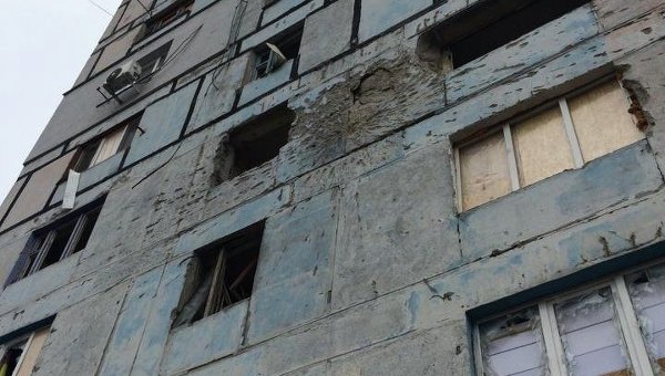 Четыре дома повреждены в Донецке и Макеевке в результате обстрелов украинскими карателями