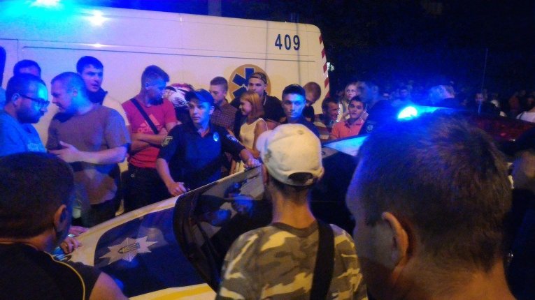 СМИ поведали, за что в Харькове хотели линчевать водителя БМВ, убившего пешехода