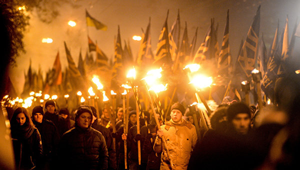 Две тысячи националистов устроили марш в Киеве в честь УПА