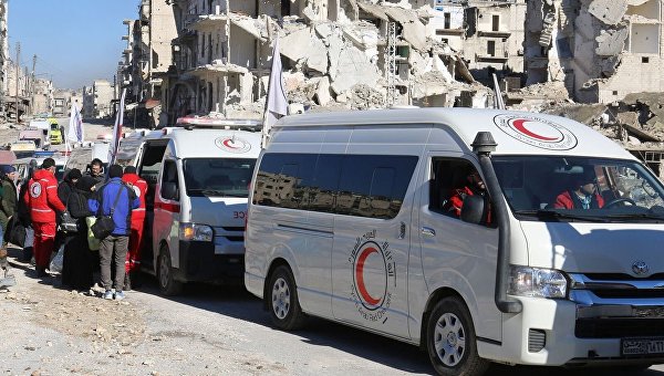 Автоколонна с жителями блокированных боевиками селений прибыла в Алеппо