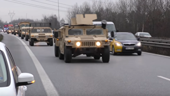 Переброска армейских джипов Humvees армии США в Польшу