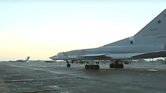Стратегическая авиация ВКС РФ нанесла удары по объектам ИГ в Сирии. Видео