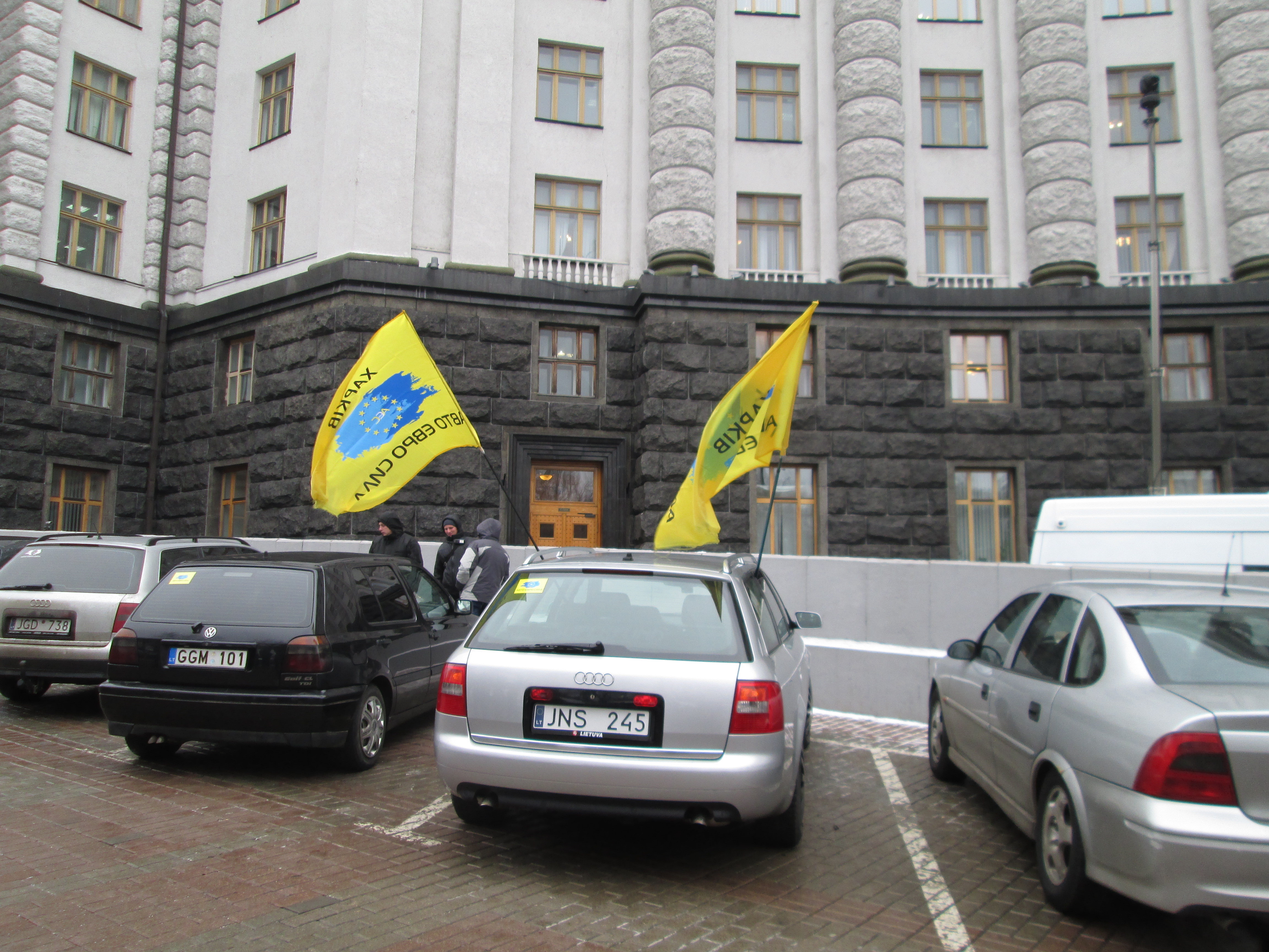 Акция активистов "АвтоЕвроСилы" поставила Киев на уши