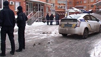 В Киеве женщина выбросила с 7-го этажа ребенка и прыгнула сама
