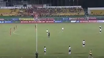 Вьетнамские футболисты в знак протеста пропустили три гола