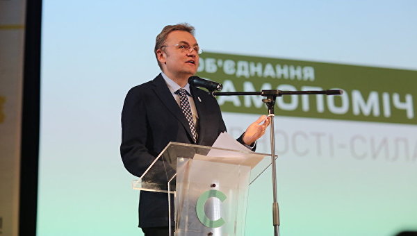 Председатель партии Объединение Самопомич Андрей Садовый