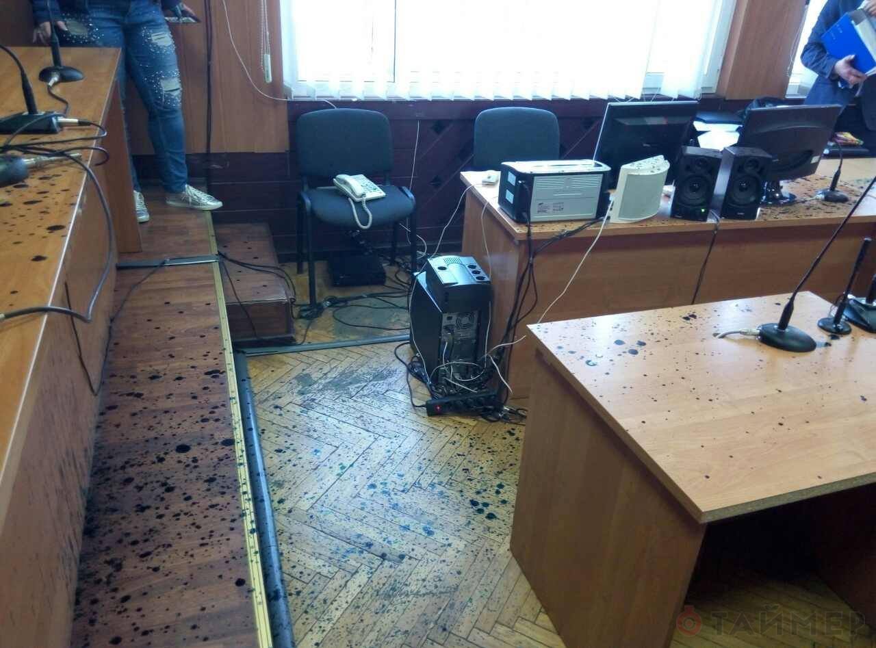 В Одессе "автомайдановцы" сорвали заседание суда