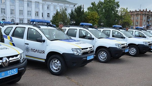 Сотрудники полиции в Луганской области