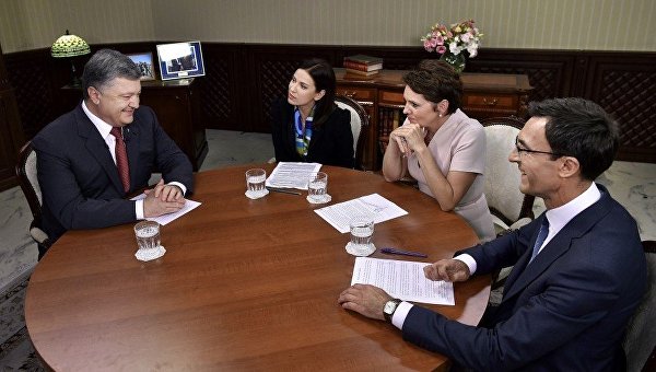 Интервью президента Петра Порошенко украинским телеканалам