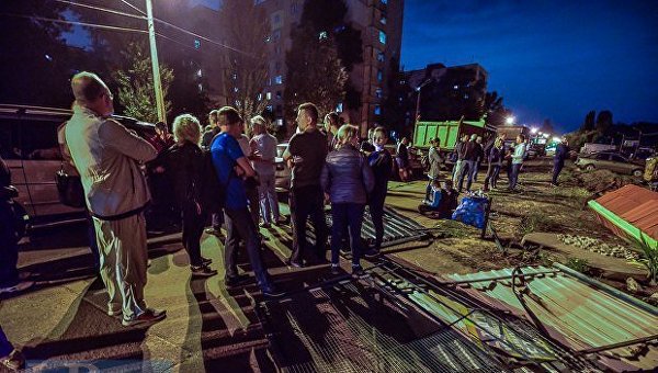 Противостояние на парковке на ул. Братиславской в Киеве