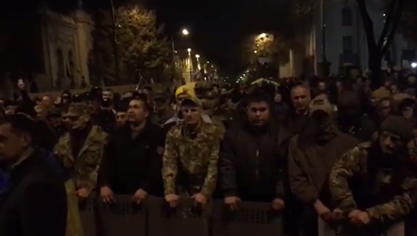 Бунт под Радой. Как протестующие призывали Киев вставать. Видео