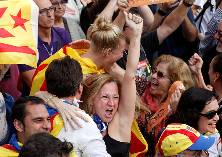 Каталония объявила независимость от Испании