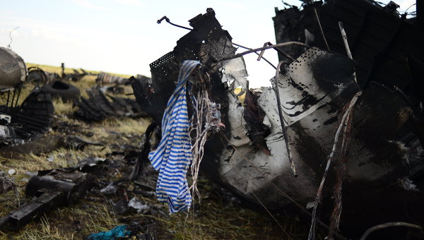 Место падения самолета ИЛ-76 ВВС Украины. Архивное фото