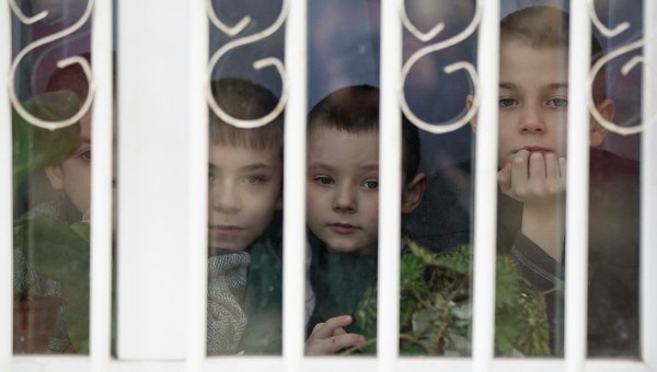 Дети в Донбассе