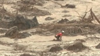 Обрушение дамб на рудниках в Бразилии привело к нехватке питьевой воды. Видео