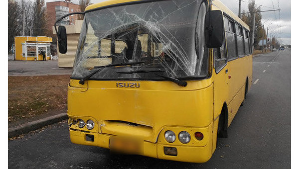 На месте столкновения двух автобусов в Полтаве