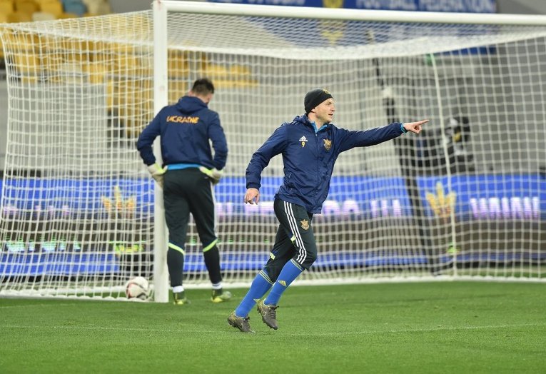 Тренировка сборной Украины перед матчем со Словенией