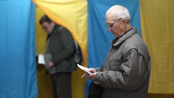 Голосование во втором туре выборов в Киеве