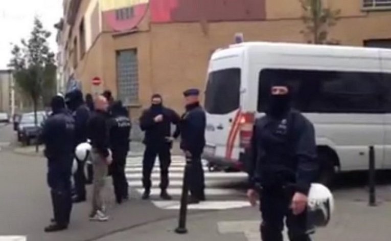 Спецоперация в бельгийском Моленбеке, где были задержаны подозреваемые в причастности к организации парижских терактов