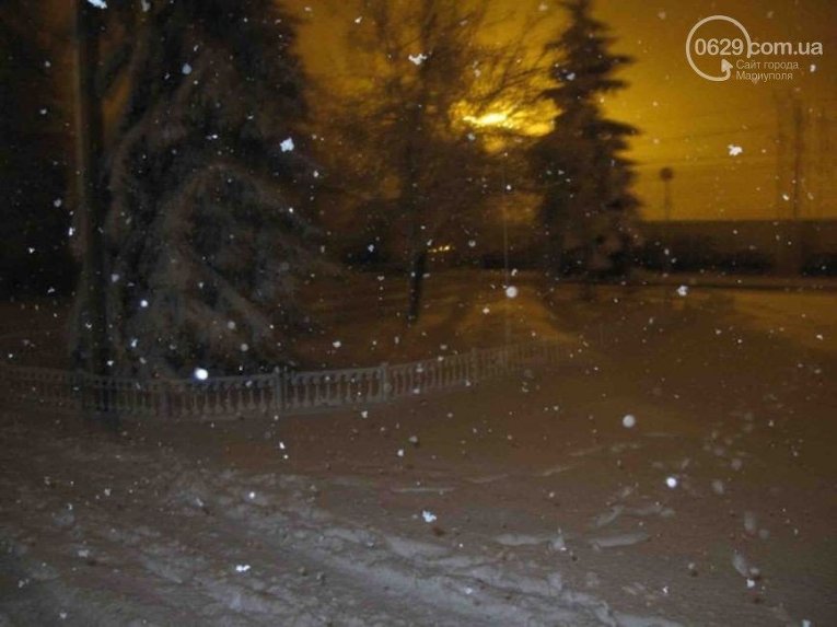 Снегопад в Волновахе