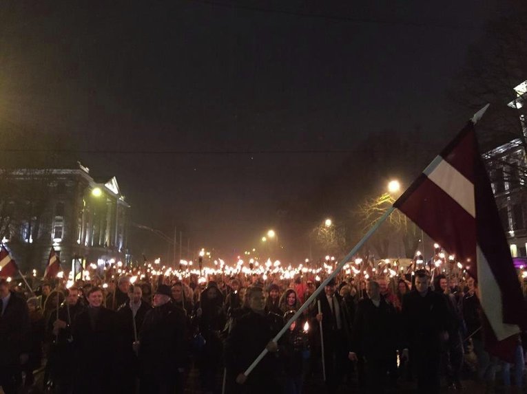 Факельное шествие в Риге