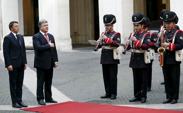Петр Порошенко на встрече с итальянским премьером Маттео Ренци