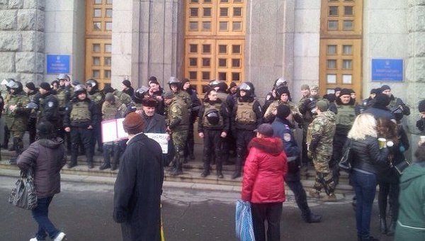 Митинг под горсоветом Харькова