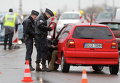 Французская полиция проводит проверку на границе в Страсбурге, Франция