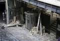 Последствия взрыва бомбы у посольства Кипра в Афинах.