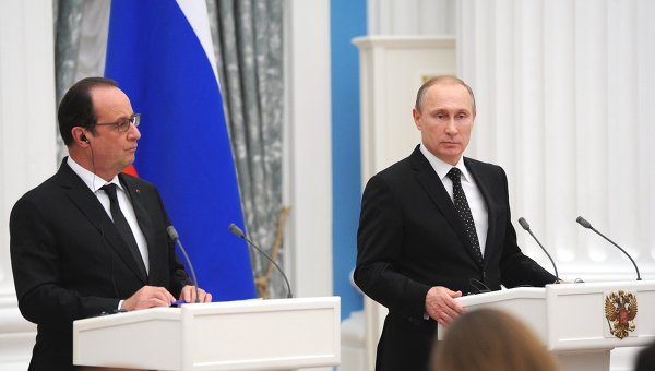 Президент Франции Олланд и президент РФ Путин