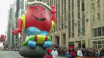 Масштабный парад в честь Дня благодарения в Нью-Йорке. Видео