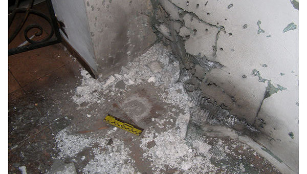 На месте взрыва в жилом доме в Ровно