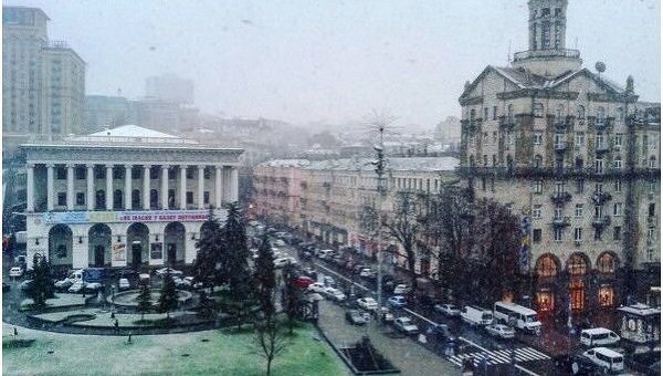 Мокрый снег с дождем в Киеве. Архивное фото