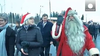 Дед Мороз и Йоулупукки встретились на российско-финской границе