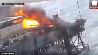 Пожар на нефтяной платформе в Каспийском море. Видео