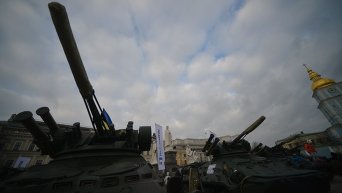 Военная техника в центре Киева