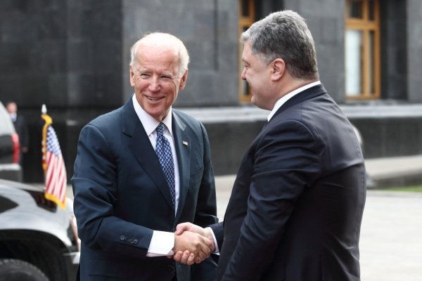 Встреча вице-президента США Джо Байдена и президента Украины Петра Порошенко