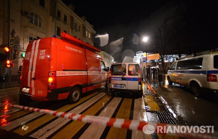 Полиция в Москве на месте взрыва