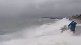 Тайфун Мелор обрушился на Филиппины. Видео