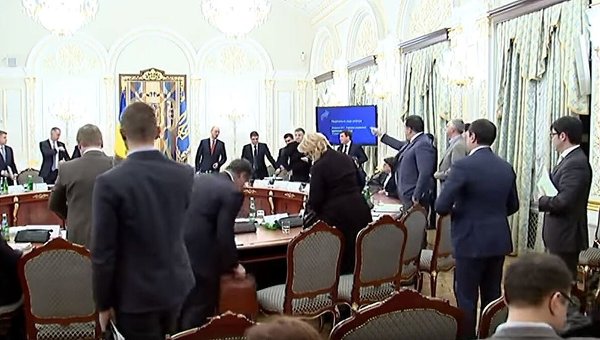 Саакашвили и Аваков на заседании Нацсовета реформ. Архивное фото