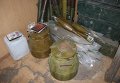 Арсенал оружия и боеприпасов, изъятый в ходе спецоперации в одном из общежитий Мариуполя