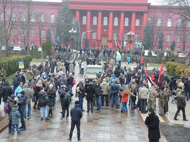 Марш в Киеве в поддержку обвиняемых в убийстве Бузины