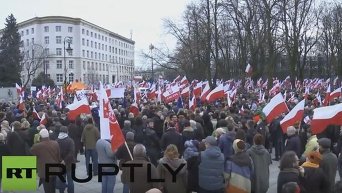 В Польше 20 000 человек приняли участие в антиправительственных митингах
