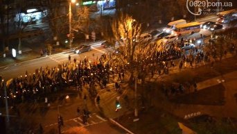 Факельное шествие Азова в Мариуполе