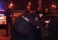 Неизвестные на автомобиле BMW расстреляли из огнестрельного оружия автомобиль Volvo на Оболони в Киеве