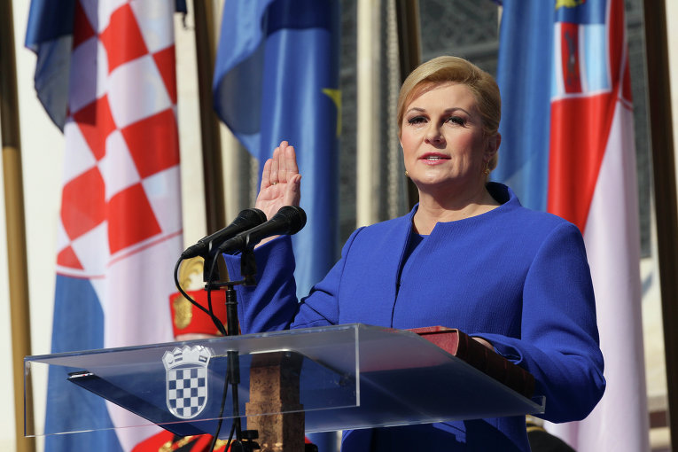Президент Хорватии Колинда Грабар-Китарович публикует откровенные фото