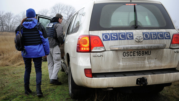 Миссия ОБСЕ в Донбассе. Архивное фото
