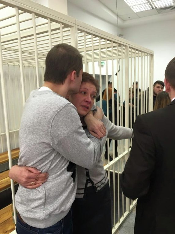 Андрей Медведько после заседания суда, на котором было решено отпустить его из-под стражи