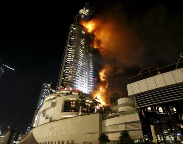Пожар в отеле-небоскребе Address Downtownв Дубае